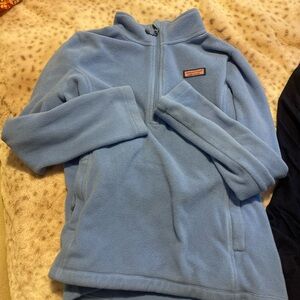 Vineyard Vines Women’s 1/4 Zip Light Blue Fleece Pullover.